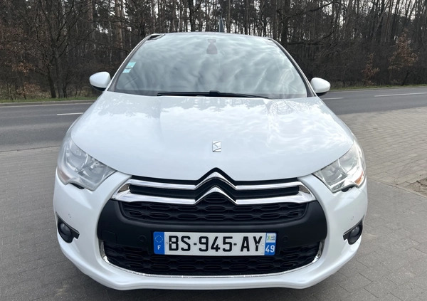 Citroen DS4 cena 37900 przebieg: 140846, rok produkcji 2015 z Bolków małe 121